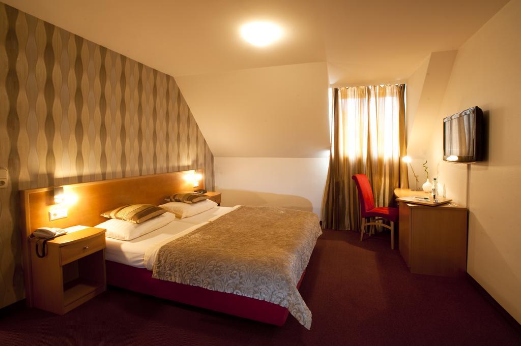 Hotel Geyer 클라겐푸르트 외부 사진